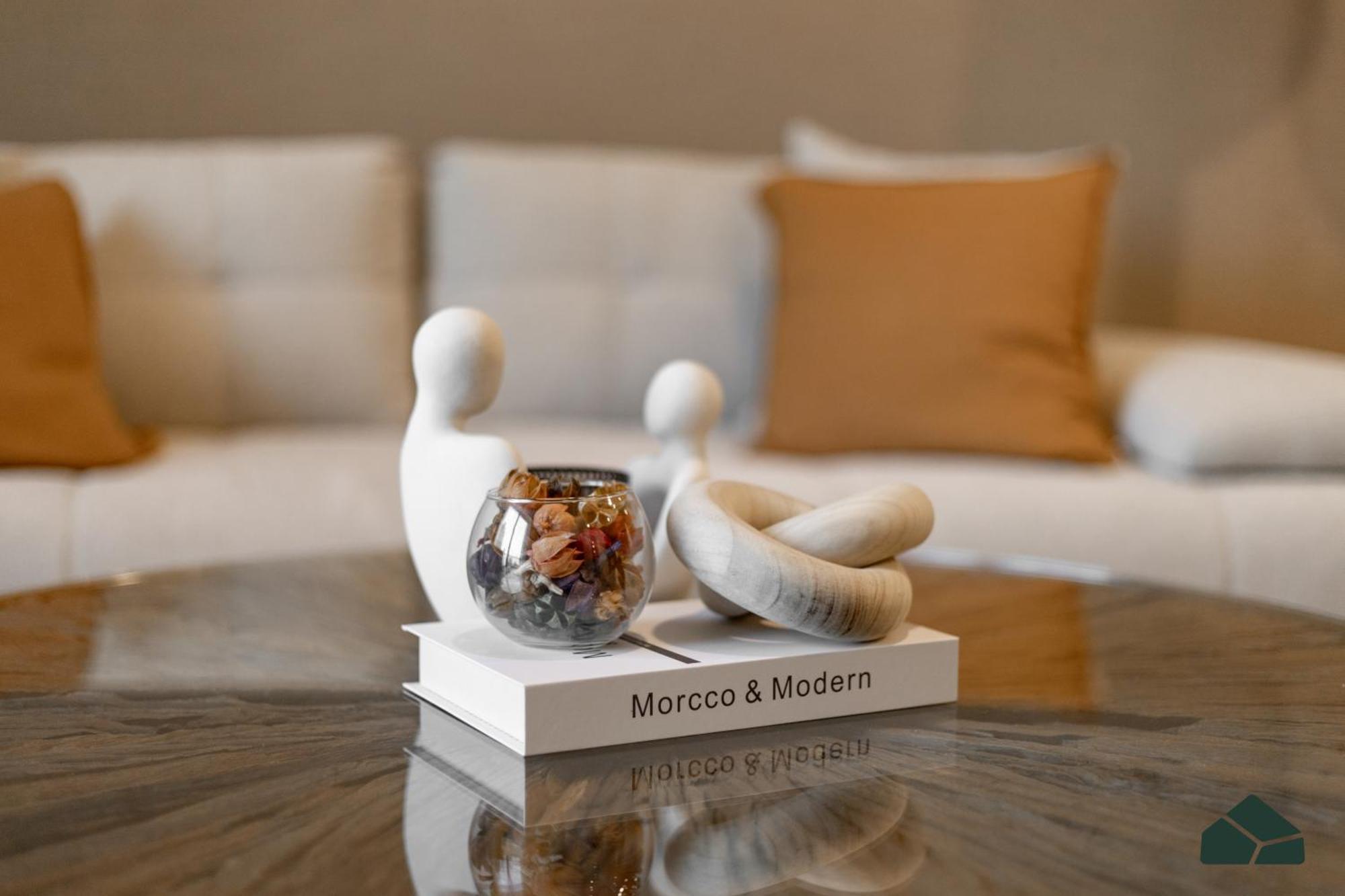Apartment Grande Tranquil 2br Next To Opera By Bms