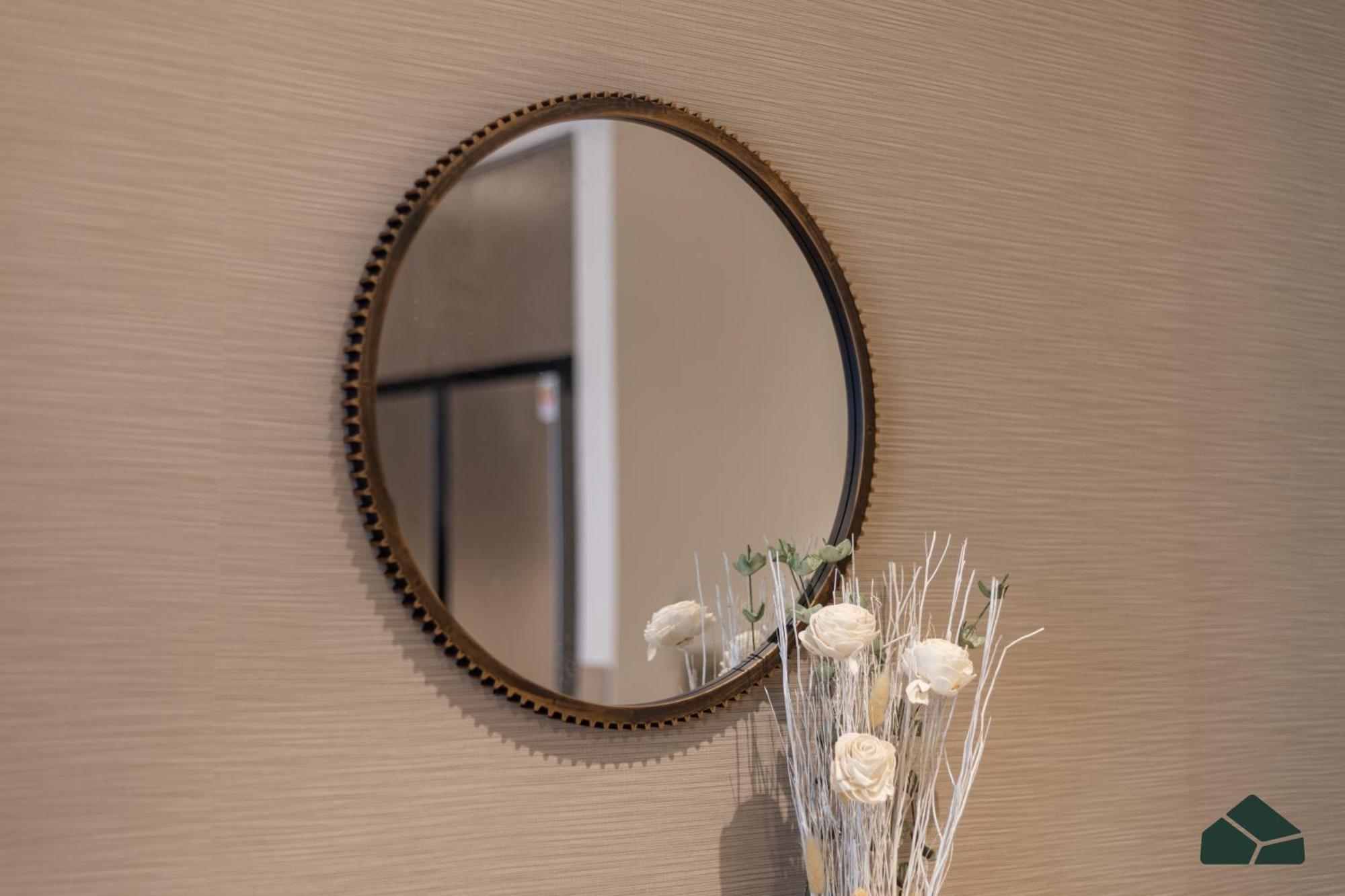 Apartment Grande Tranquil 2br Next To Opera By Bms