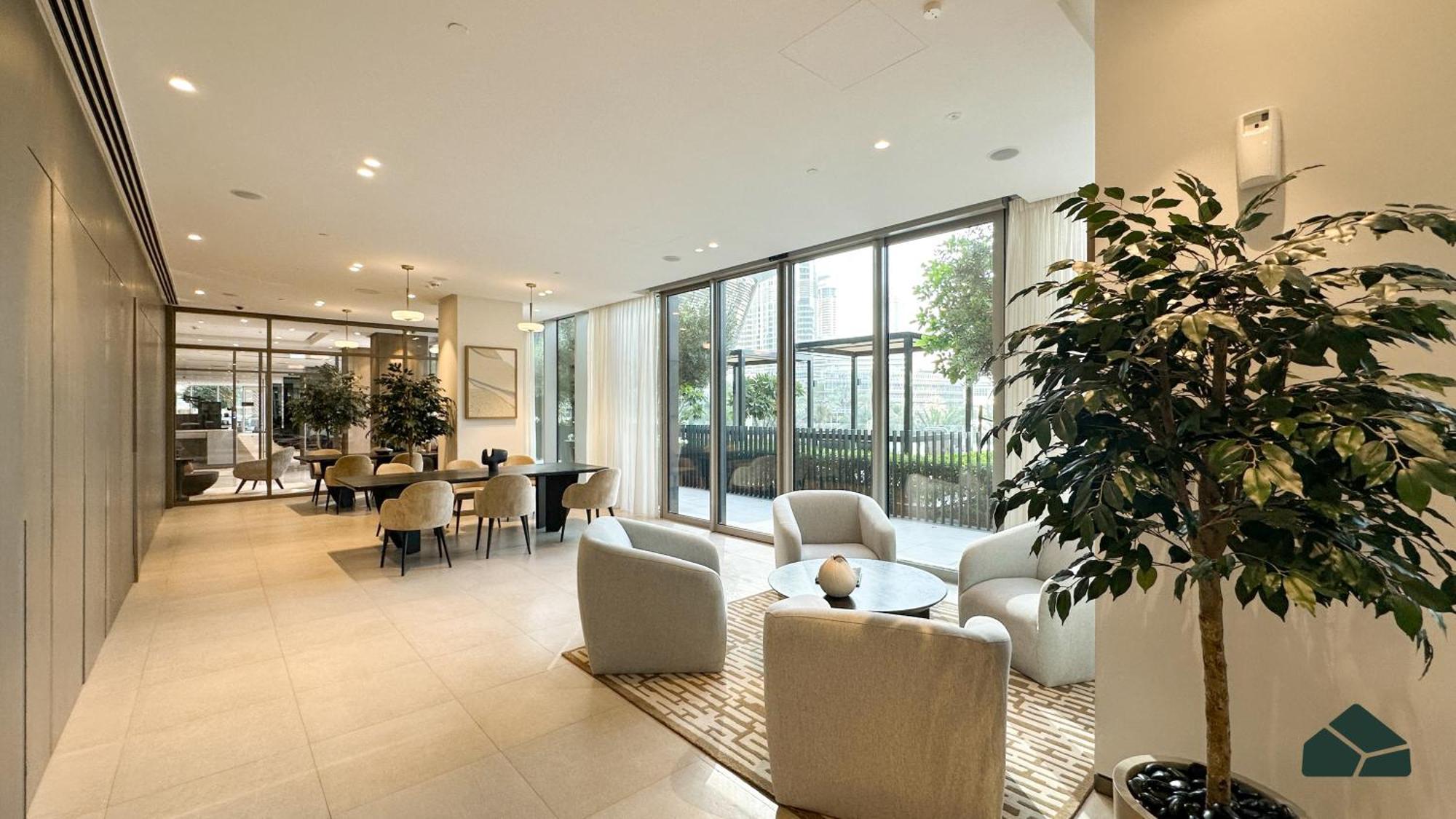 Apartment Grande Tranquil 2br Next To Opera By Bms