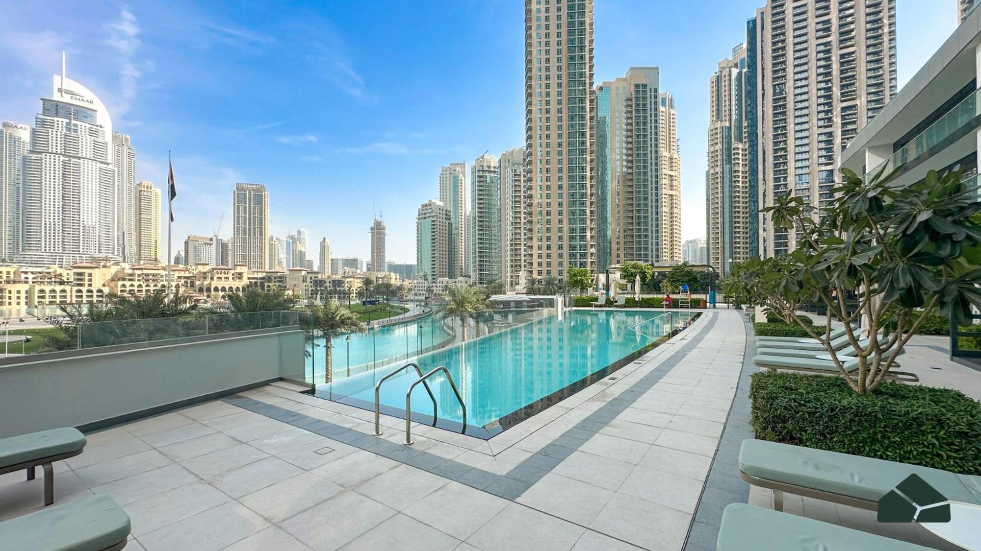 Grande Tranquil 2br Next To Opera By Bms * Dubai